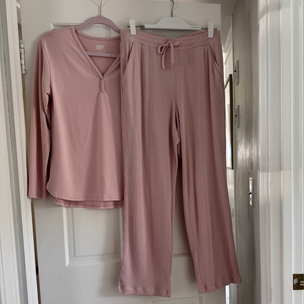 Lands End Pajama Set - Picture 6 of 14